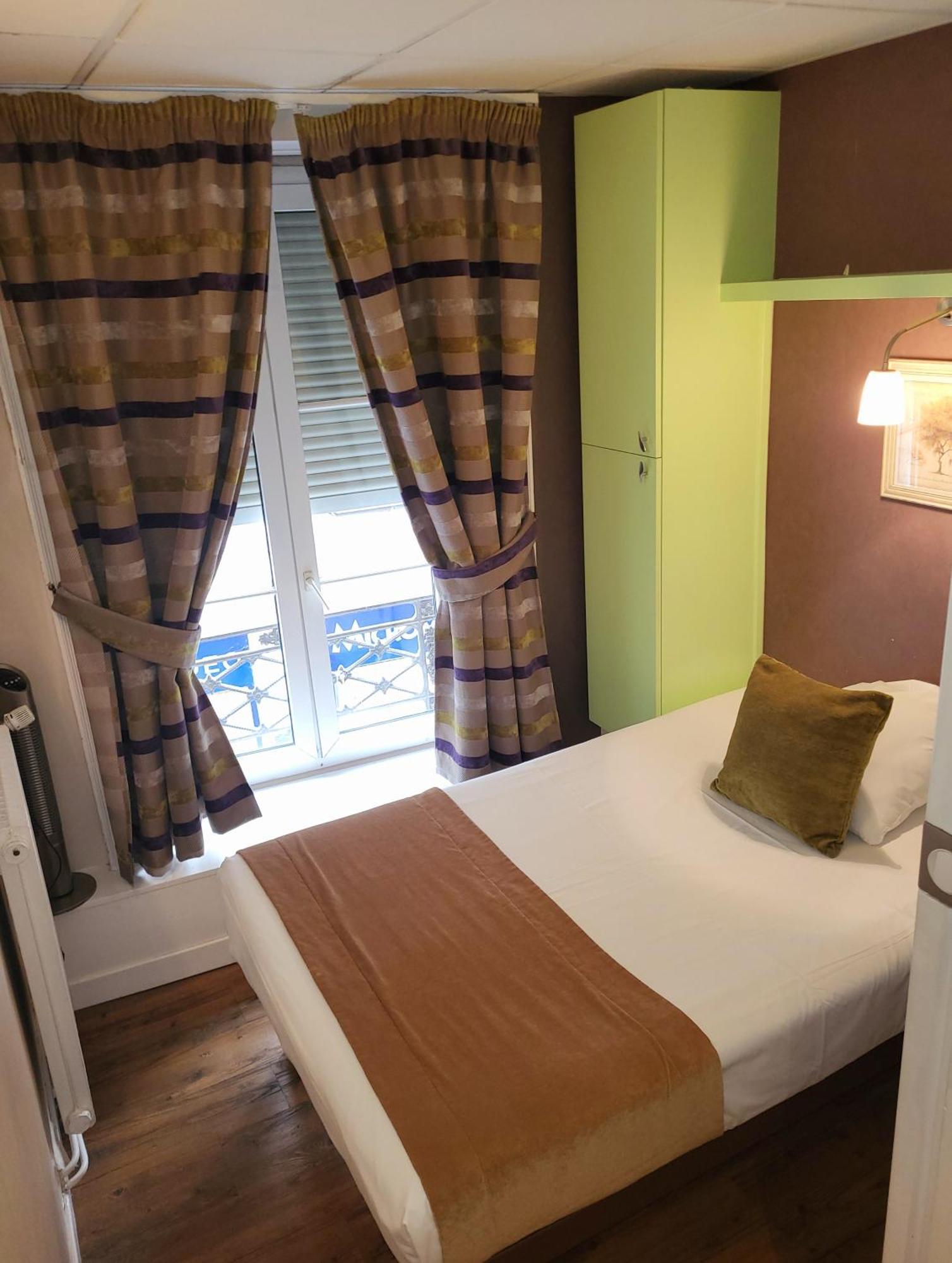 Hotel Du Dauphin Lyon Dış mekan fotoğraf