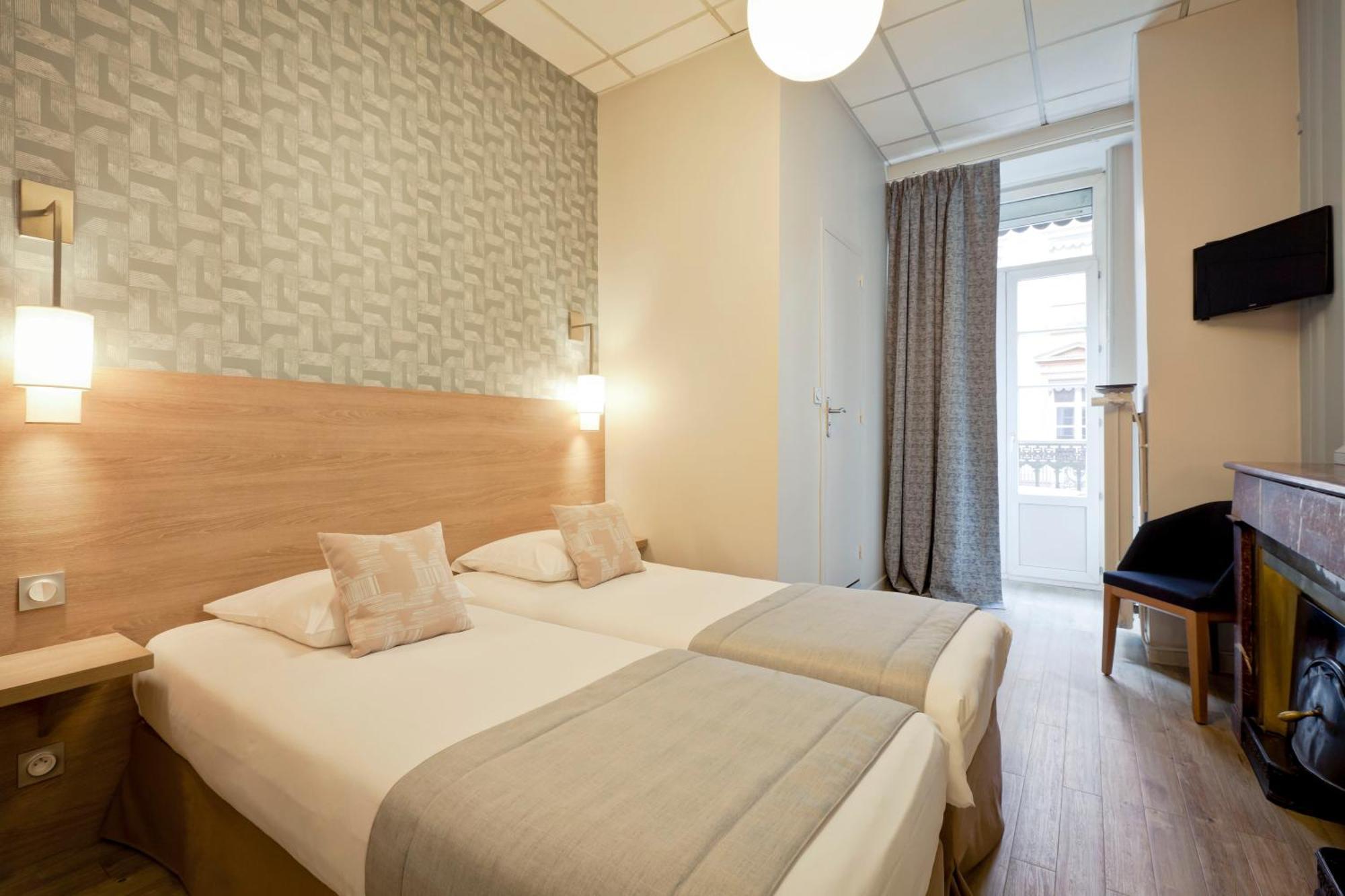 Hotel Du Dauphin Lyon Dış mekan fotoğraf